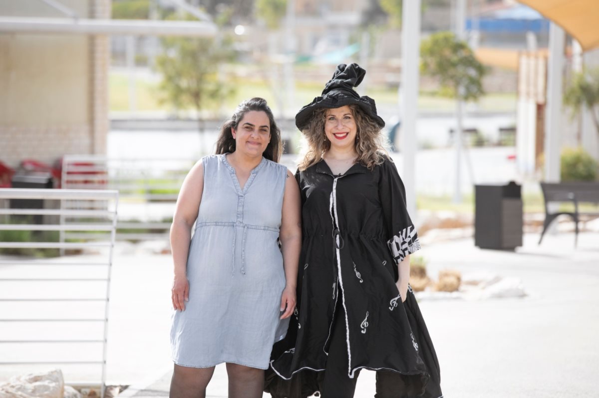 עדית שכטמן וחווה זלצמן | צילום: דניל אסתרקין