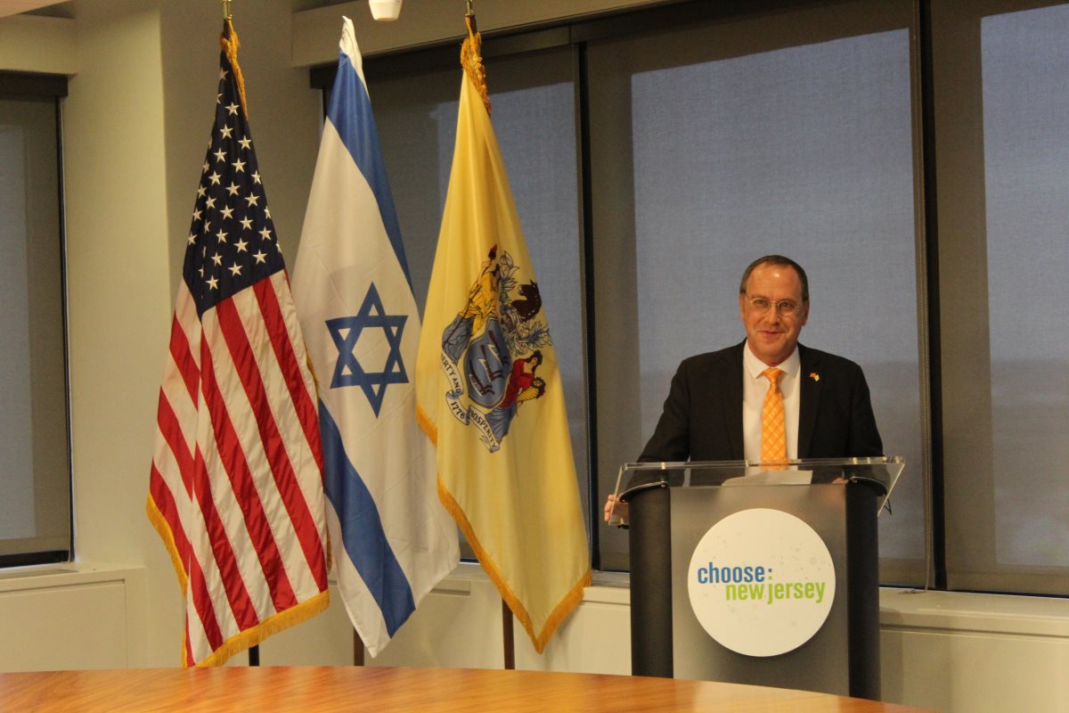 נשיא אונ' בן-גוריון בנגב , פרופ' דניאל חיימוביץ'. צילום: לשכת מושל ניו ג'רזי