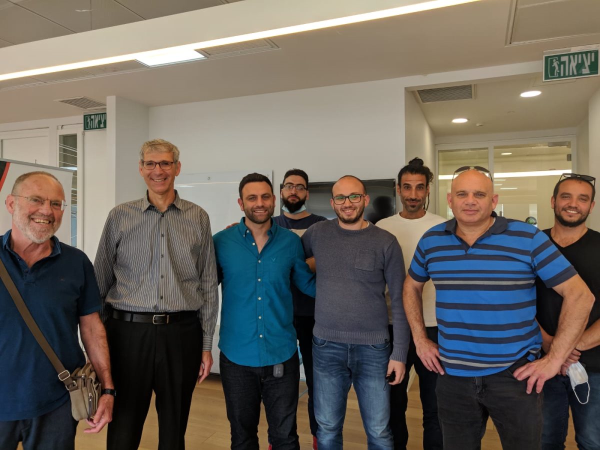 באדיבות טק7