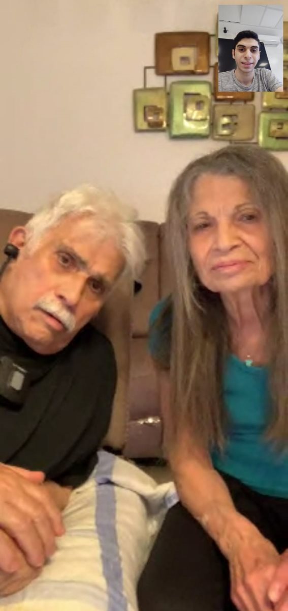 שקד עם סבא וסבתא שלו, צילום פרטי