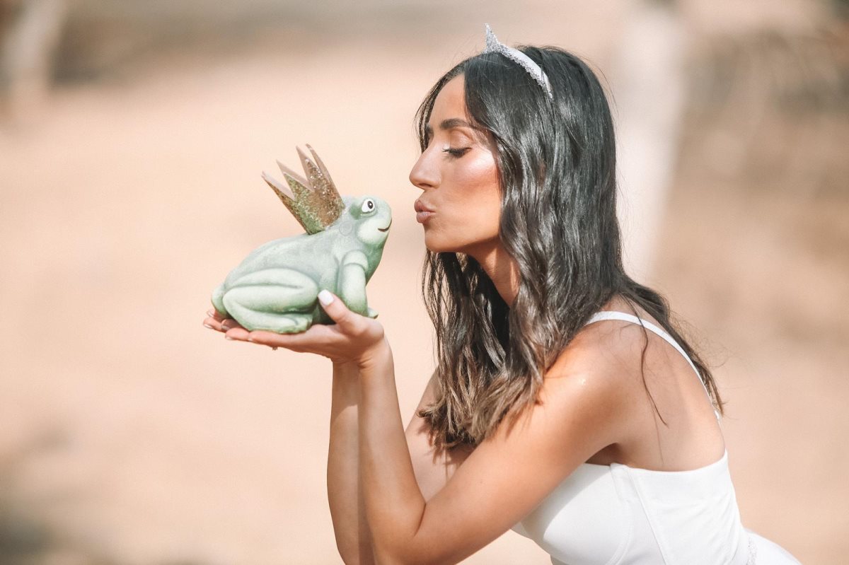 קרדיט ג'ון פרץ