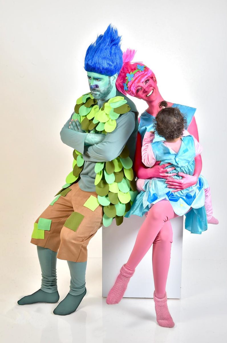 דודו אהרון, אשתו נטלי וביתם הקטנה. קרדיט ארן חן צלמים