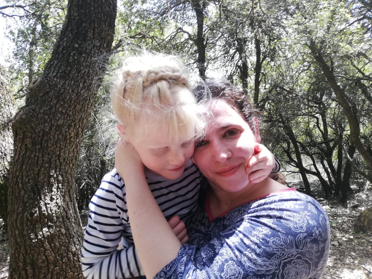 עדי רודריגז ברנע יחד עם ביתה, צילום פרטי