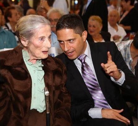 מתוך דף הפייסבוק של רוביק דנילוביץ'