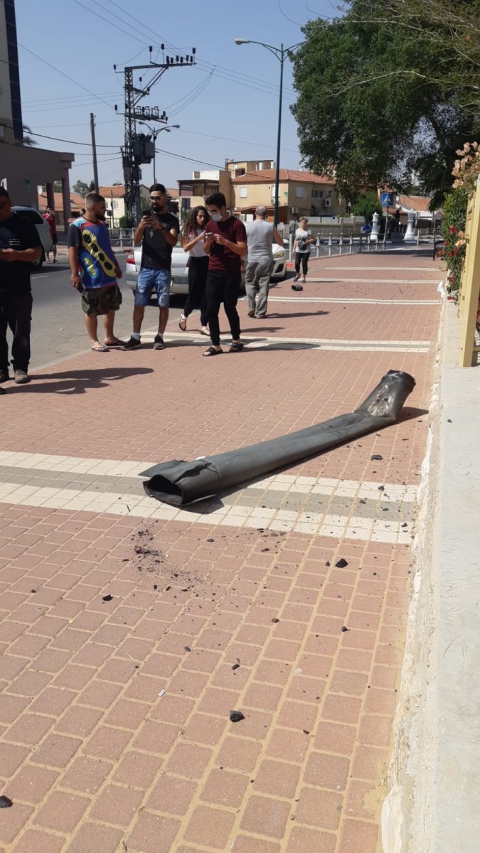 תוכן גולשים על פי סעיף 27א, נפילת פריט רקטי בביאליק