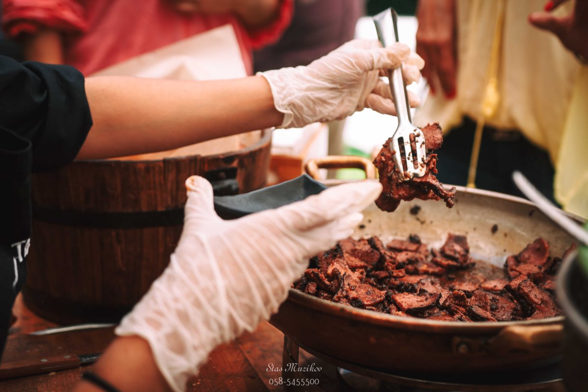 קרדיט: סטאס מוזיקוב צלם/אומן