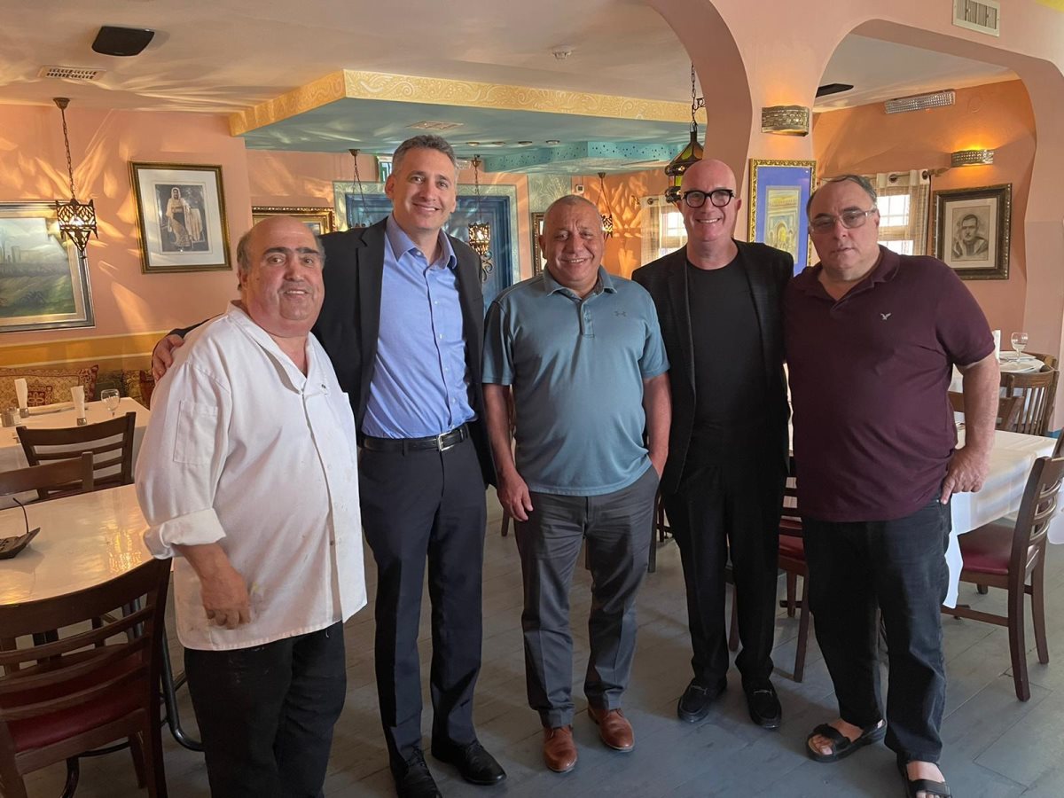 קרדיט צבי תקשורת