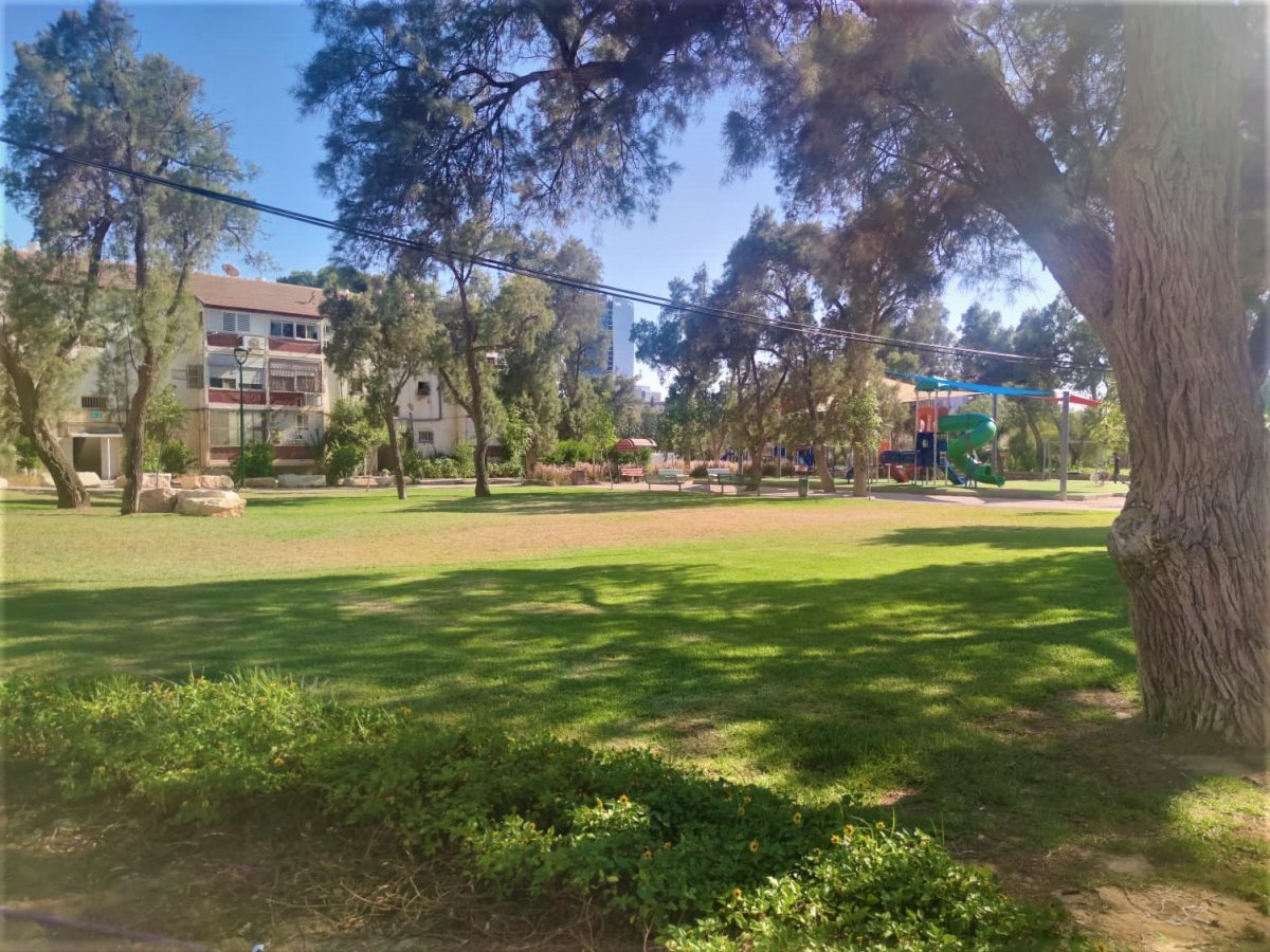 גן עירוני בשכונה ג', צילום: סתיו ליבנה