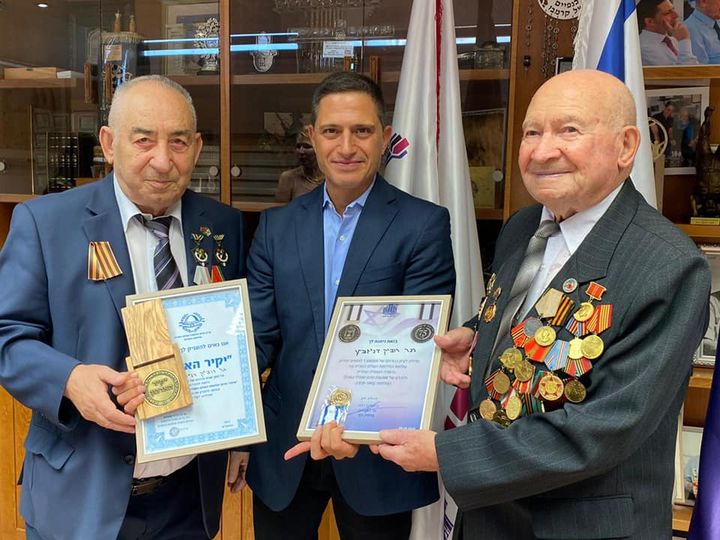 תוכן גולשים על פי סעיף 27א