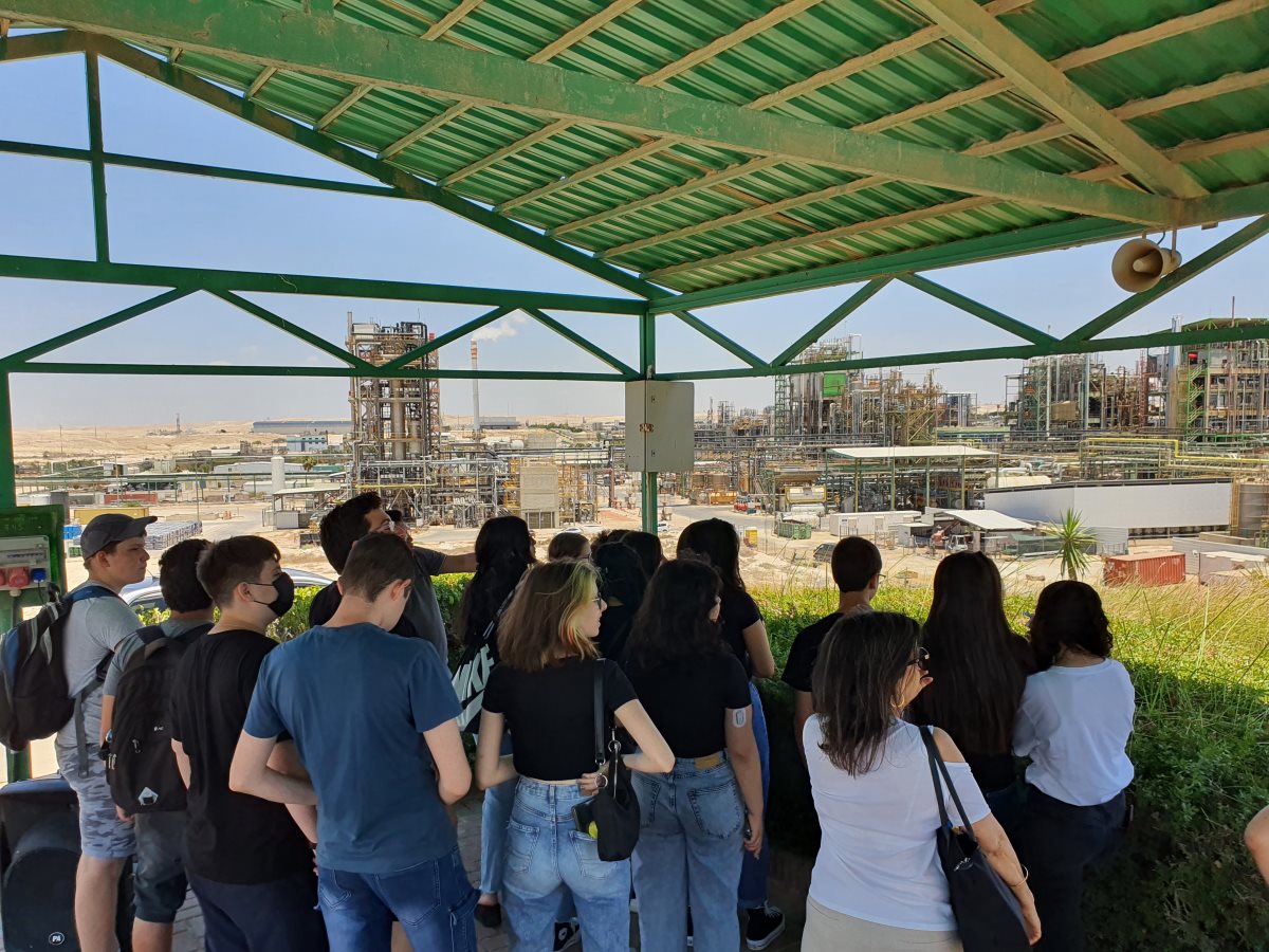 ילדי אשכול פיס במכתשים - קרדיט אלבום פרטי