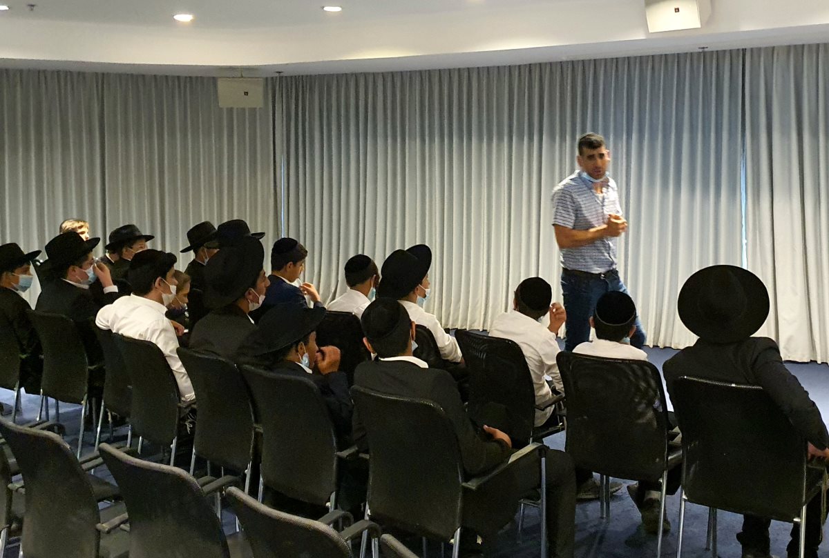 סיורי חתני בר המצווה במשכן התכלת