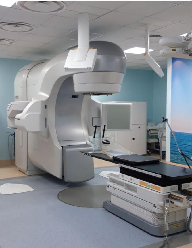 מכשיר קרינה לטיפול באיזור הראש. קרדיט - האגודה למלחמה בסרטן