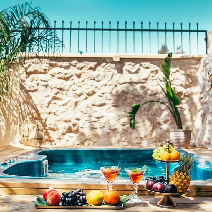 קרדיט - אנילביץ' 9