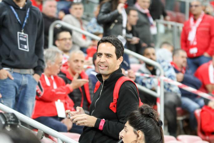 אלמוג בוקר באצטדיון טרנר. קרדיט - זאב דיקמן