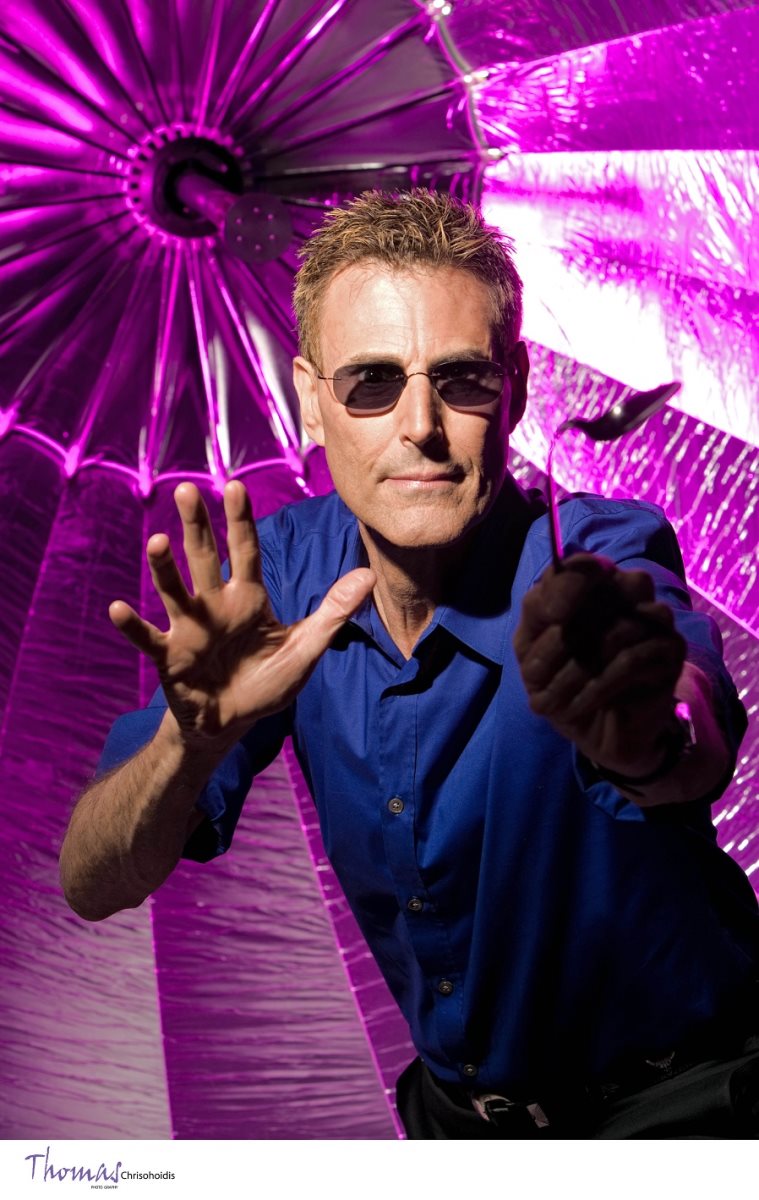 אורי גלר צילום Thomas Chrisohoidis