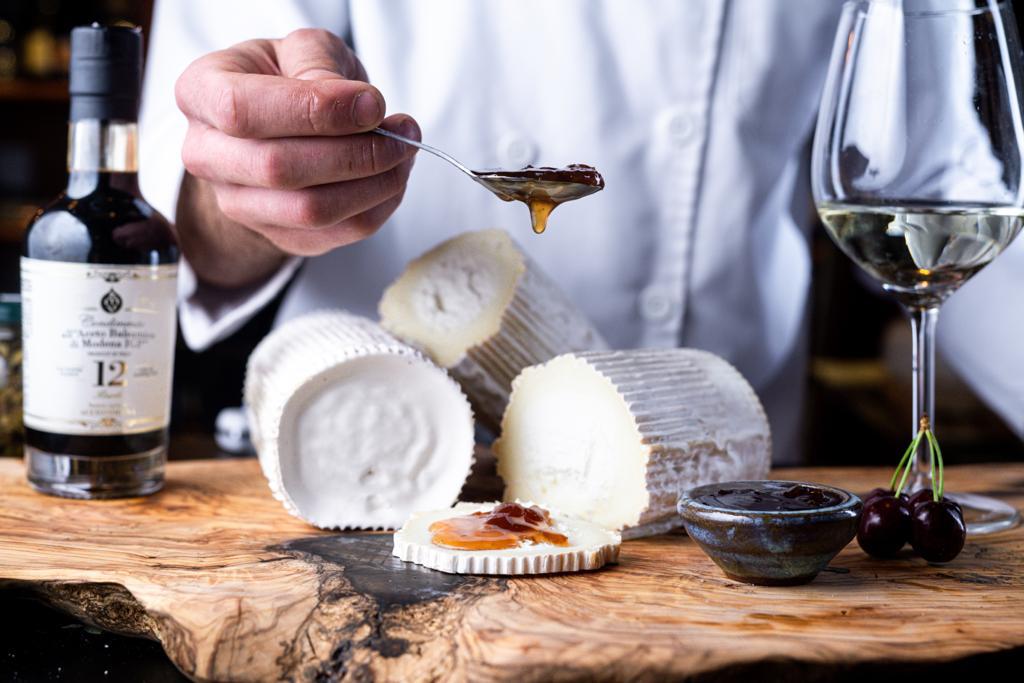 ..יח"צ רשת באשר