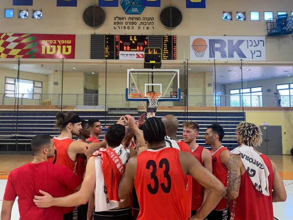 באדיבות הפועל "אלטשולר שחם" באר שבע בכדורסל