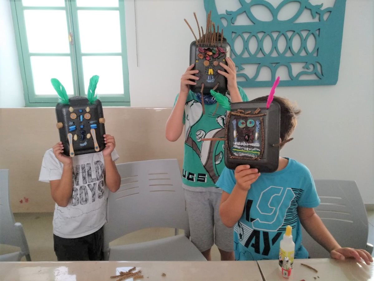 קרדיט שי לוין