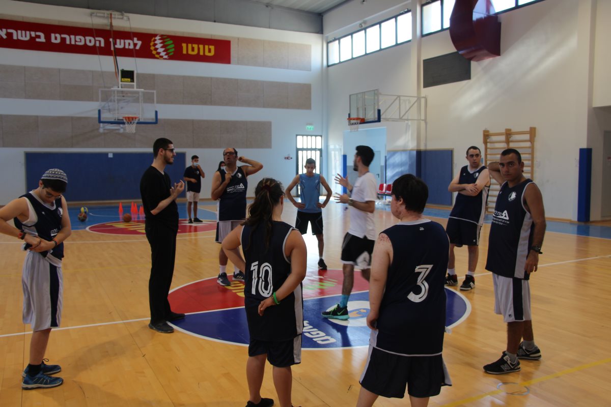 קרדיט - עומר פופול