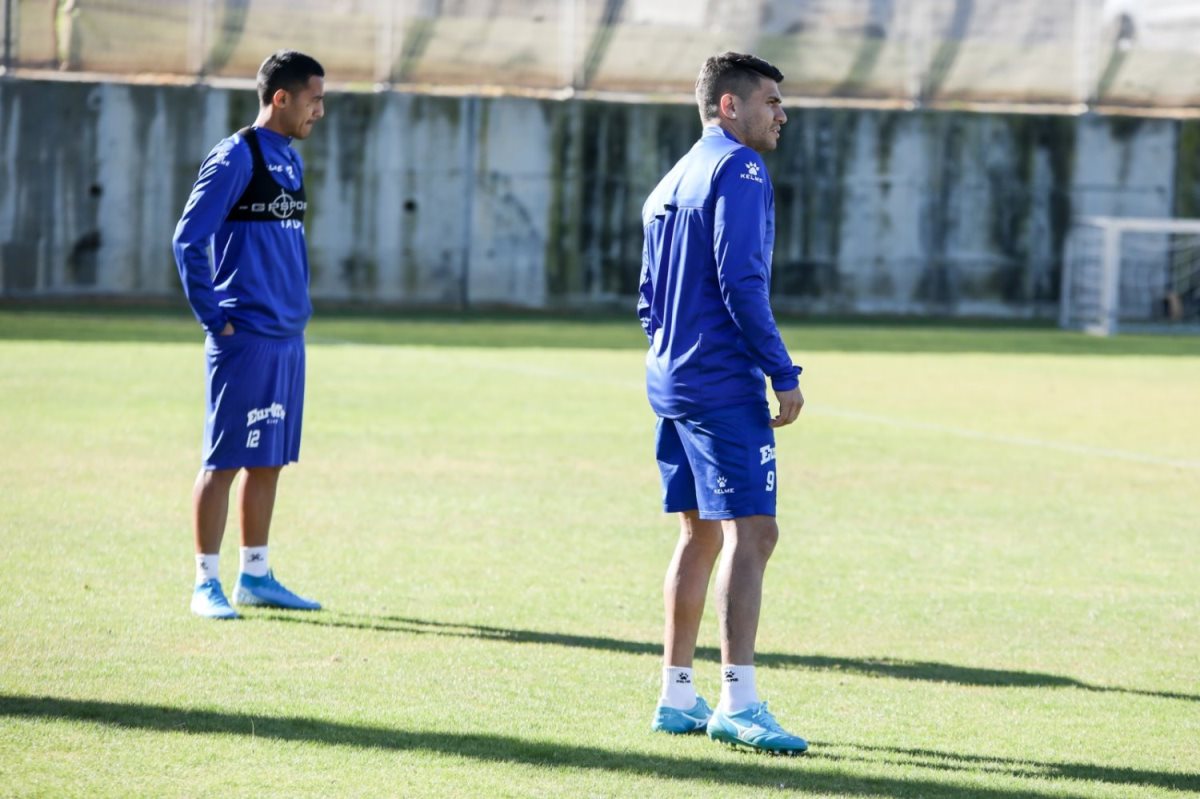 לא שיחק אפילו דקה, פאוליניו (מימין). קרדיט - זאב דיקמן