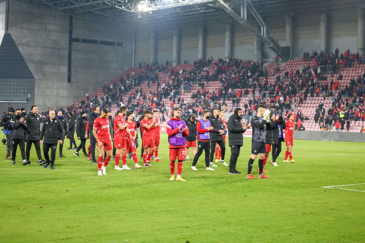 קרדיט - זאב דיקמן