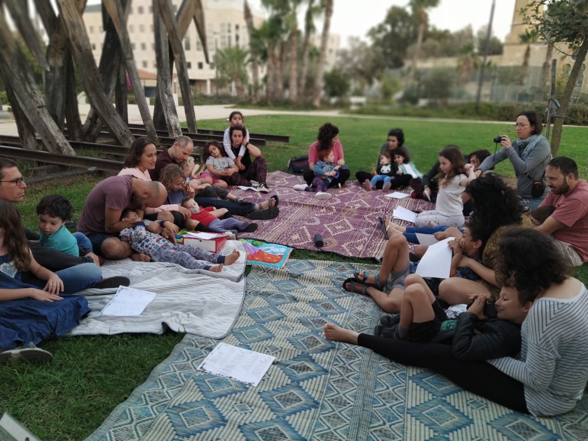 מודעות חברתית גוברת לחשיבות שבקהילה. קרדיט - צילום פרטי