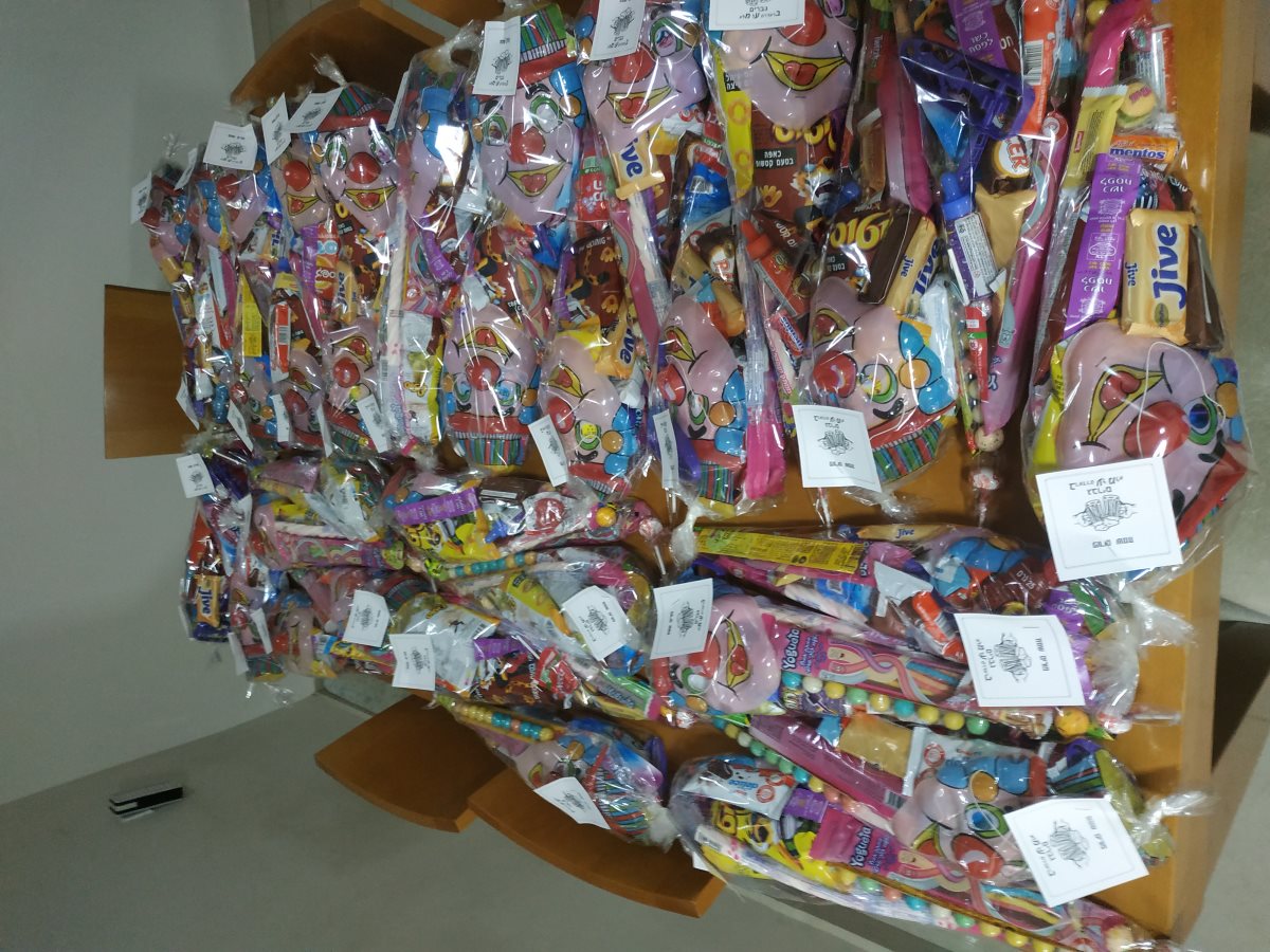 משלוחי מנות פורים - בראדרס על מלא