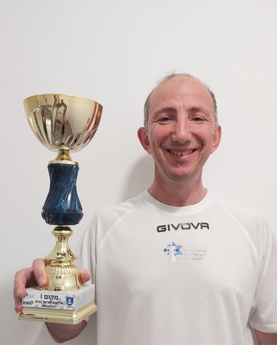 ויקטור מיכלבסקי- אלוף ישראל בבזק 2022. קרדיט: מועדון השחמט באר שבע
