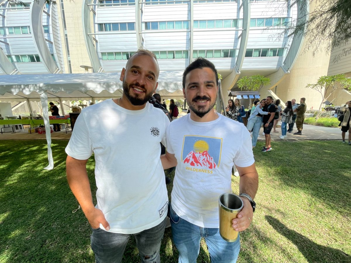 קרדיט - יח"צ