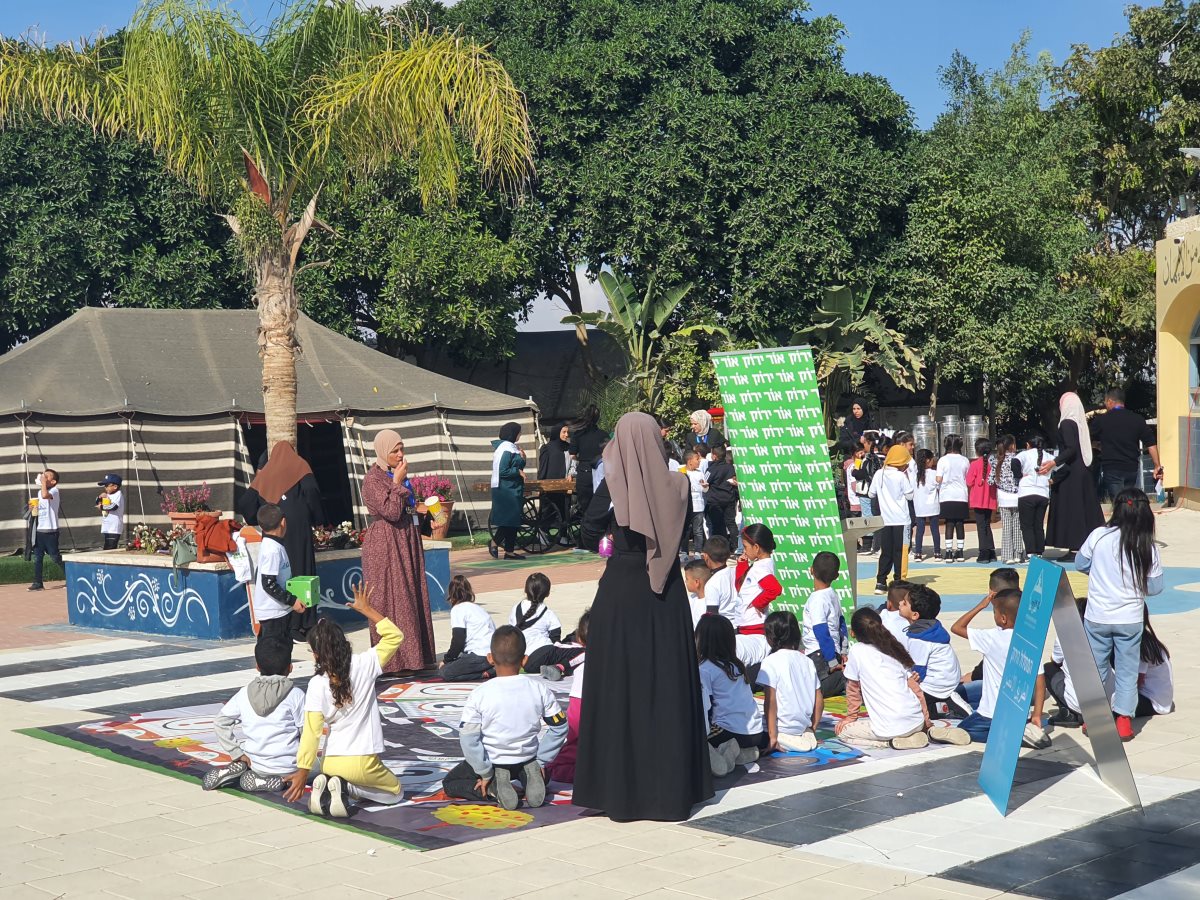 קרדיט - יח"צ