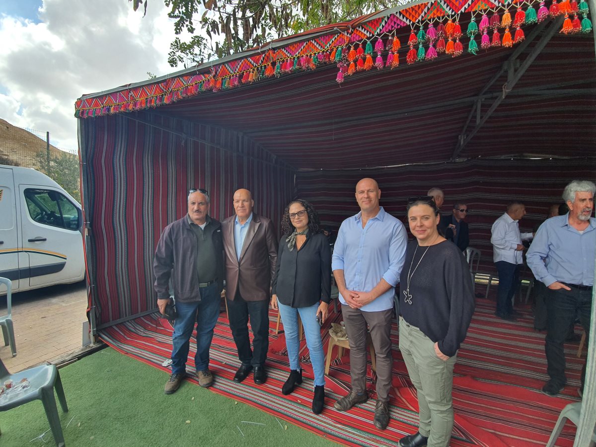 קרדיט - יח"צ