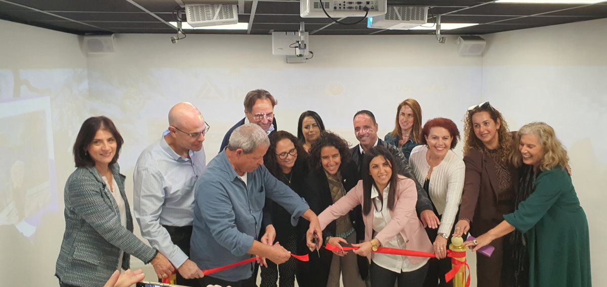 קרדיט - יח"צ