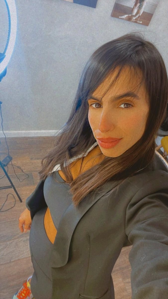 אליסה וענונו, צילום פרטי