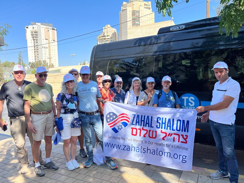 קרדיט - יח"צ