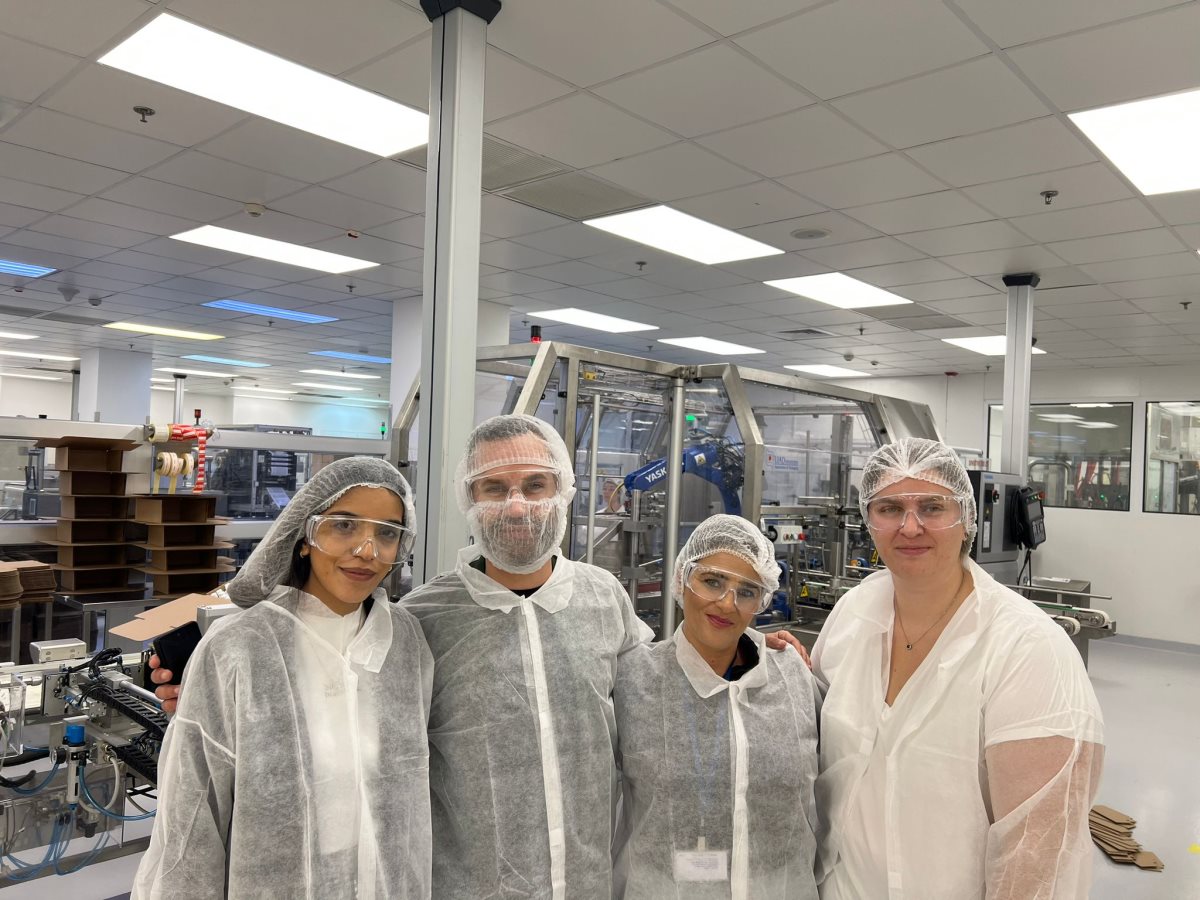 קרדיט - יח"צ