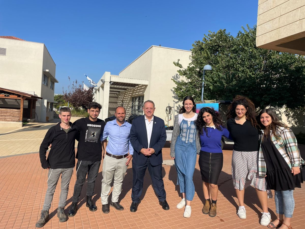 קרדיט - עמותת מאירים