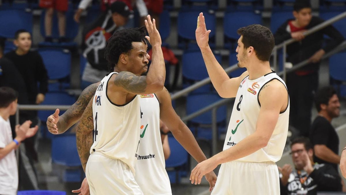 קרדיט - ברני ארדוב