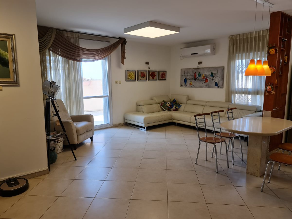 רחוב בר ניסן. קרדיט - מתן אבנעים