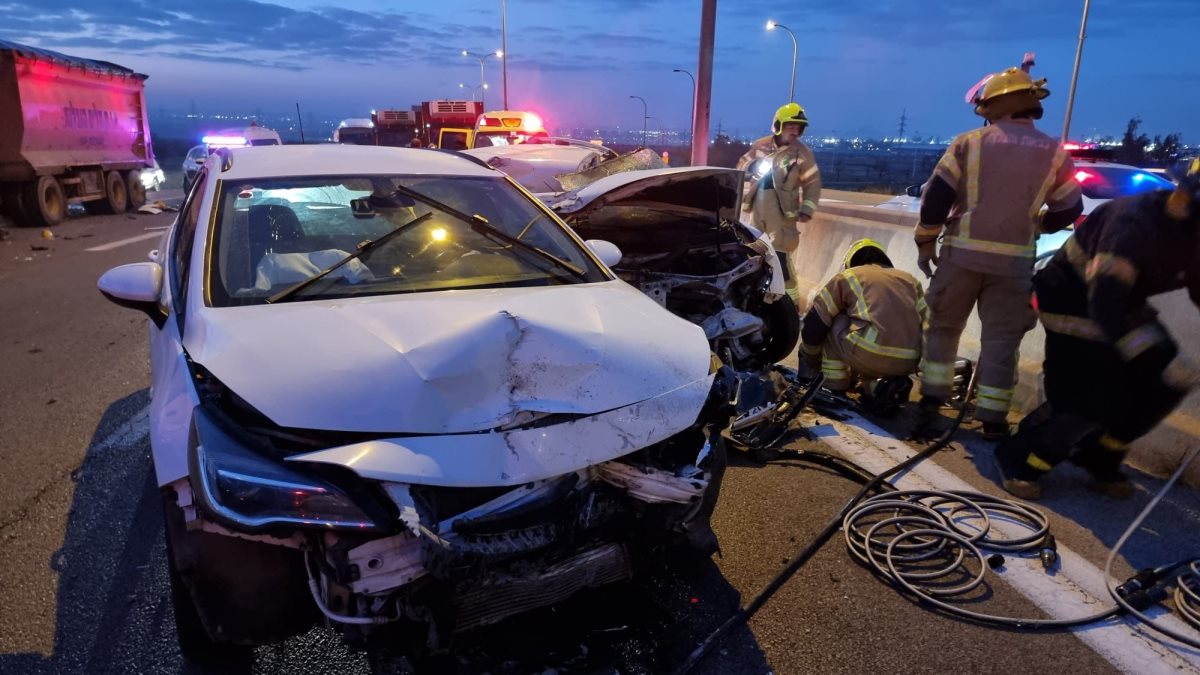 זירת התאונה. קרדיט - כבאות והצלה