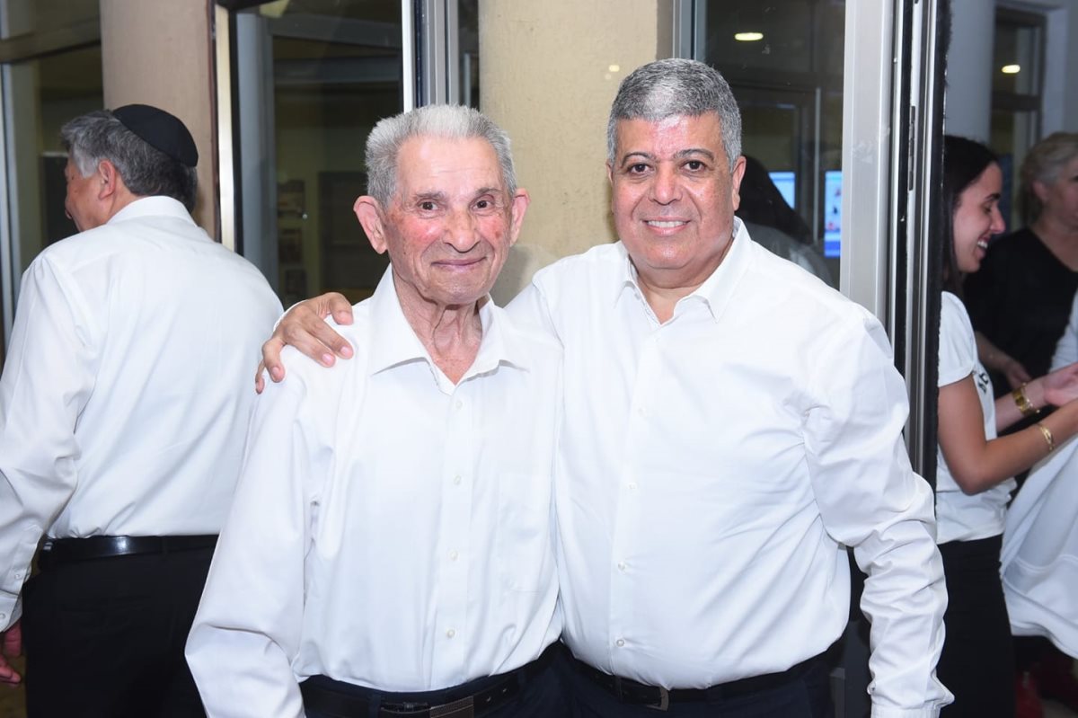 נוסבכר ז"ל (משמאל). קרדיט - ליאור איפרגן, פוטו שוש