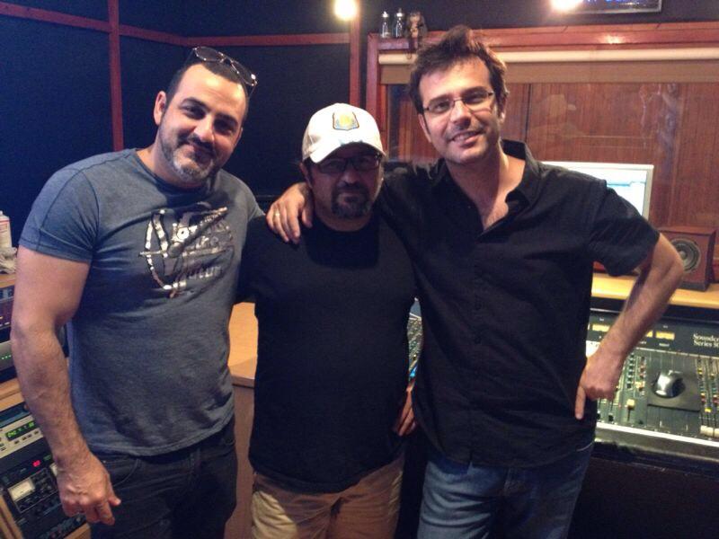 קוז'וקרו (מימין) עם קובי אפללו