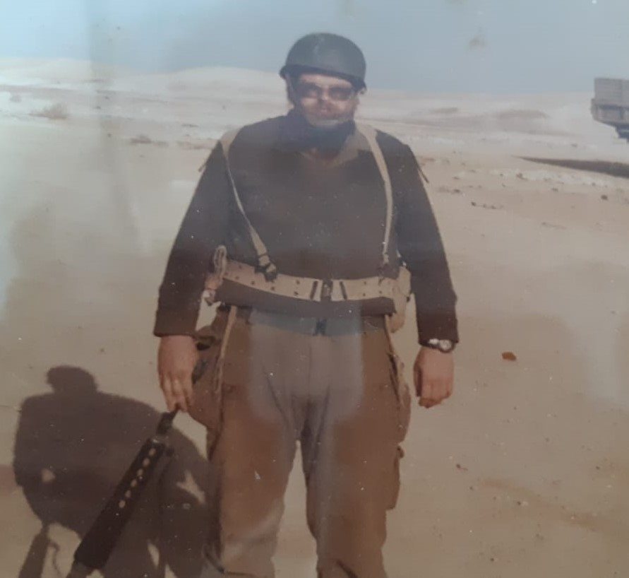 הרב דיקשטיין במהלך שירותו הצבאי. קרדיט - צילום פרטי