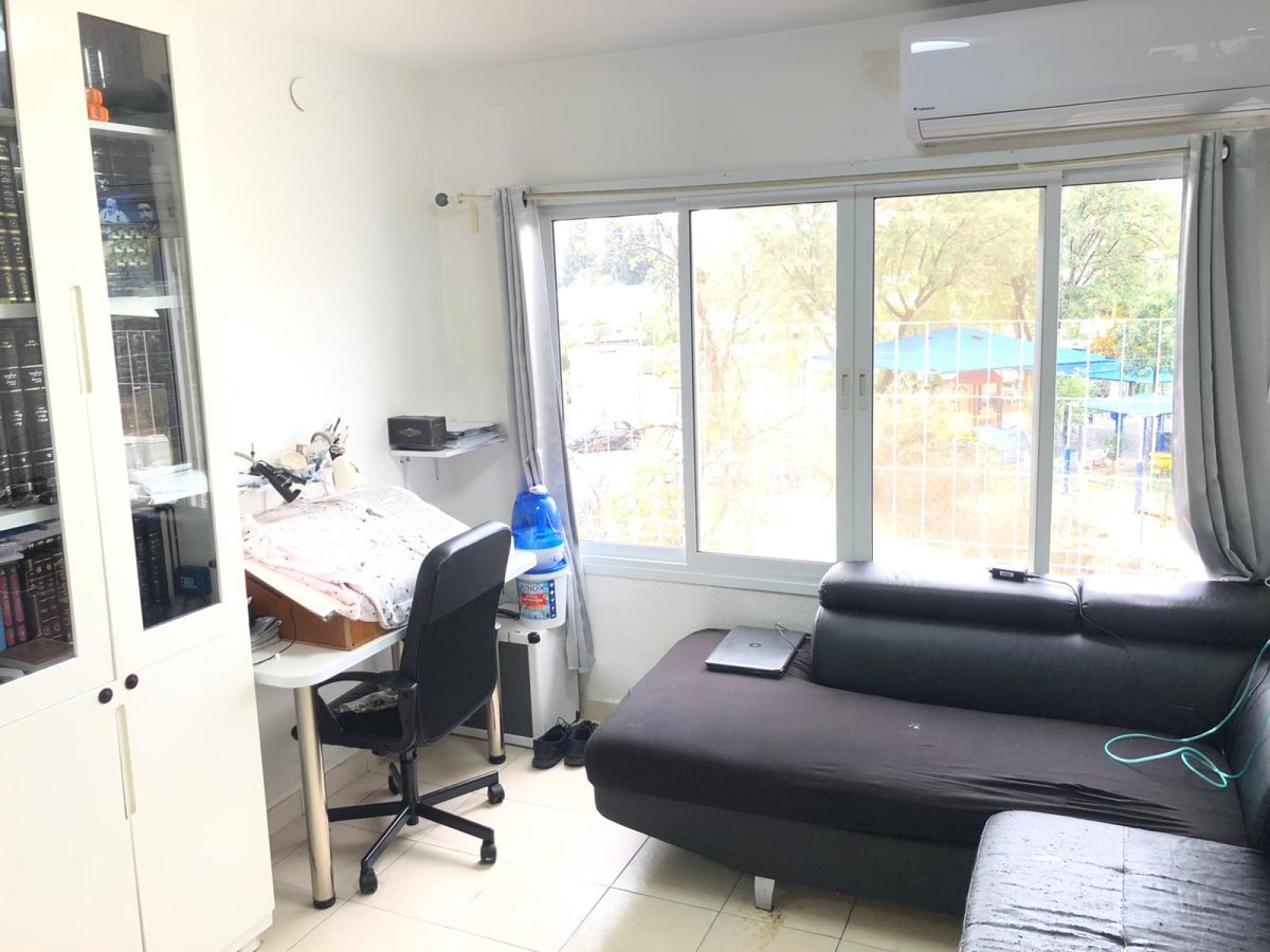 רחוב שדרות ירושלים. קרדיט - אורי אוחיון