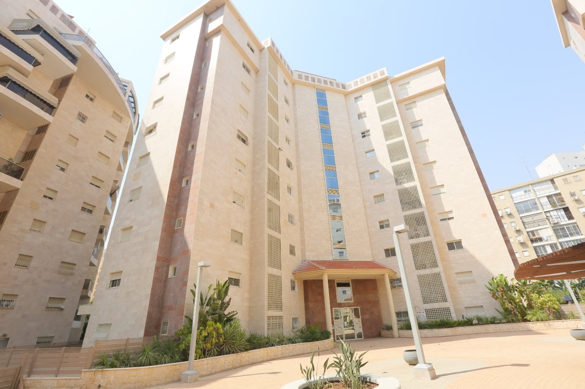 רחוב המוכתר. קרדיט - אורי אוחיון