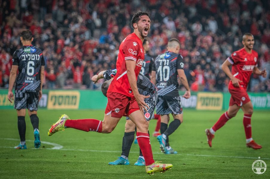 השחקן המצטיין, מריאנו בריירו. קרדיט - הפועל "מחסני השוק" באר שבע