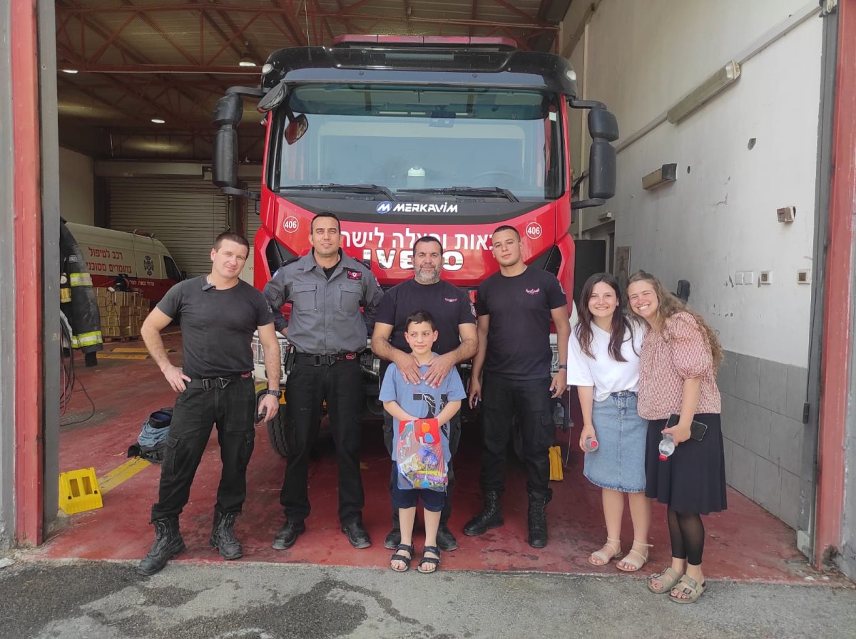 אביתר והלוחמים. קרדיט - כיבוי והצלה