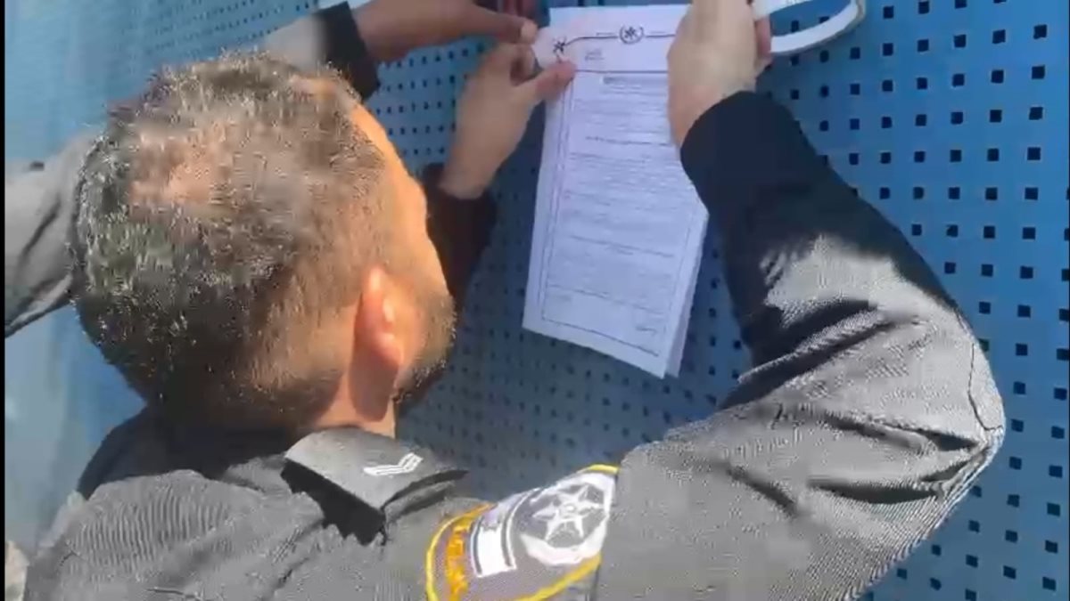 ניתנה הודעה לסגירה זמנית של העסק. קרדיט - דוברות המשטרה