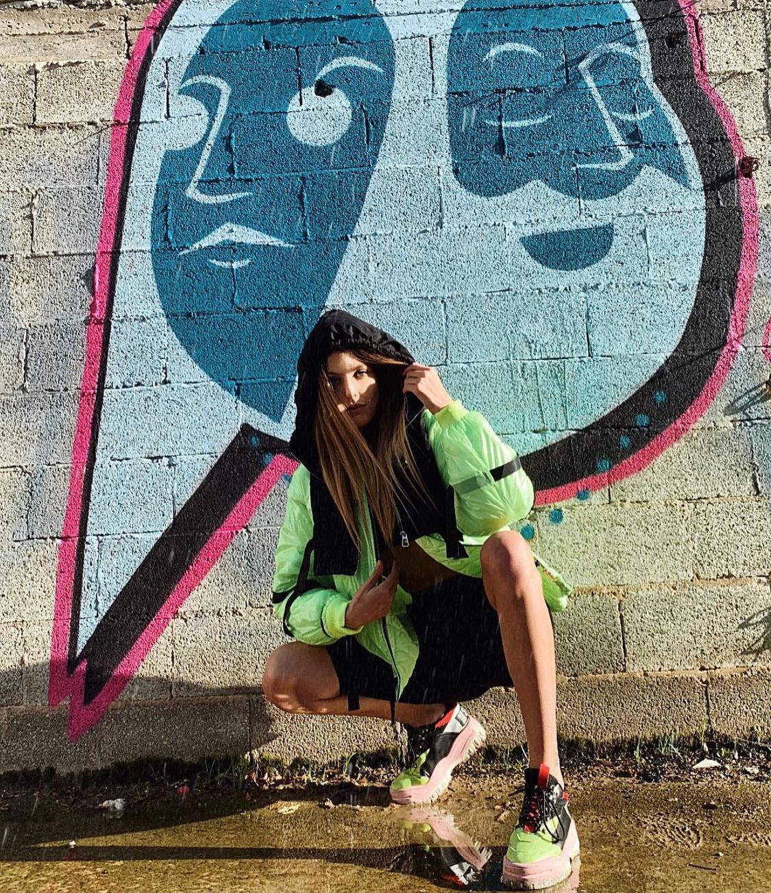 שיר הרוש, צילום פרטי