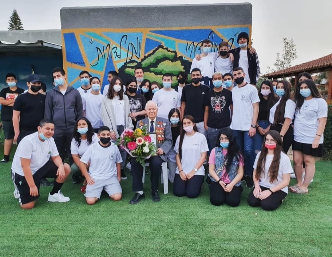 תנועת הנוער "מדור לדור"