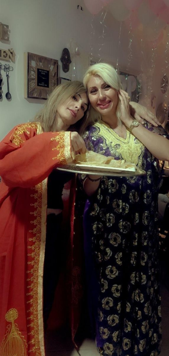 תאירה אלון מ'בואו לאכול איתי' ובת דודתה. יצאו לה מופלטות מושלמות